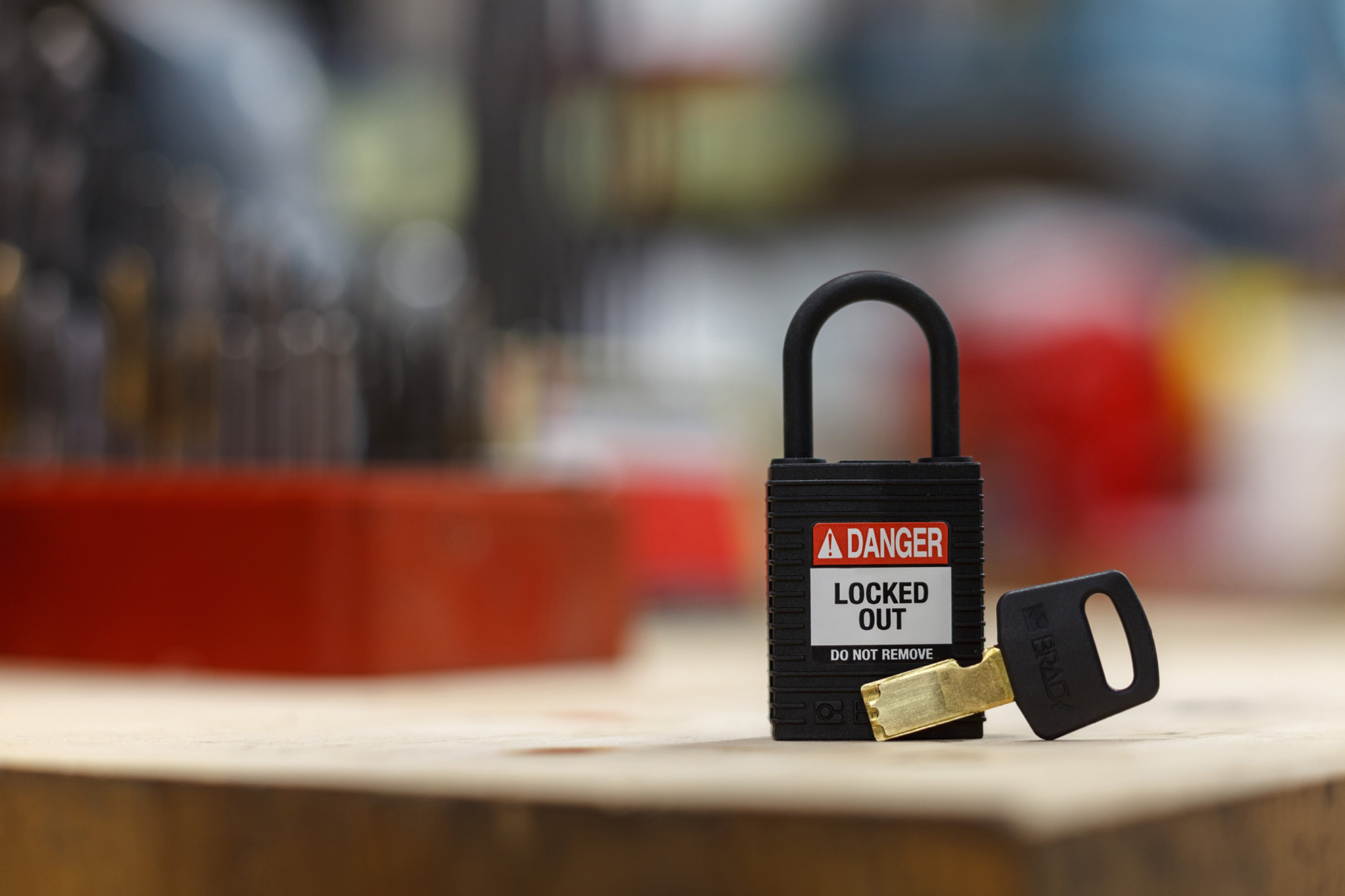 Lucchetti lockout/tagout